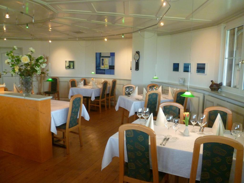 Hotel Speiserestaurant Bahnhof Güttingen Eksteriør bilde