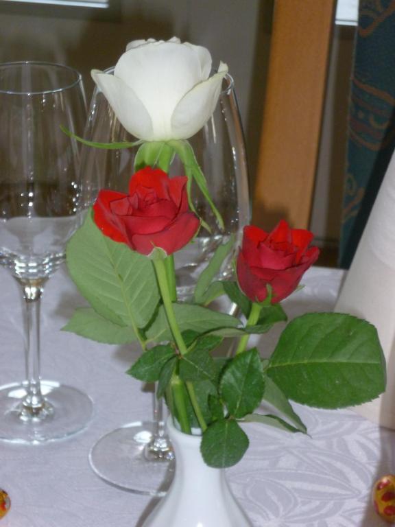 Hotel Speiserestaurant Bahnhof Güttingen Eksteriør bilde