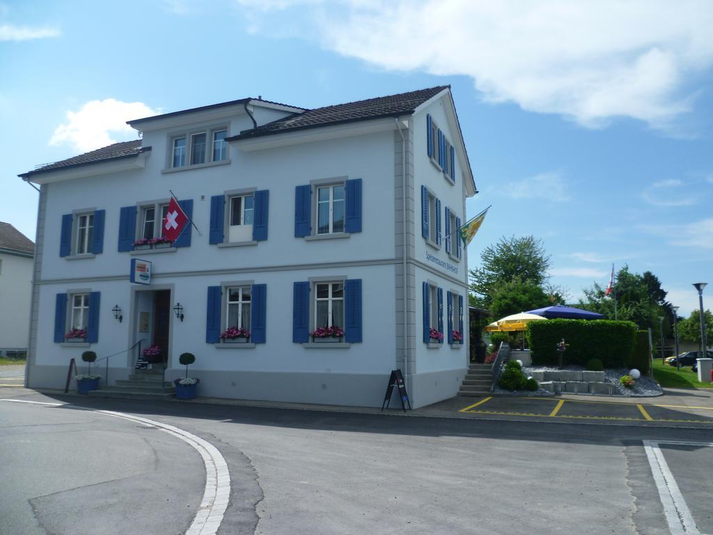 Hotel Speiserestaurant Bahnhof Güttingen Eksteriør bilde
